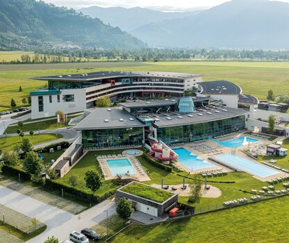 Luftaufnahme SPA Wasserwelt - SOMMER